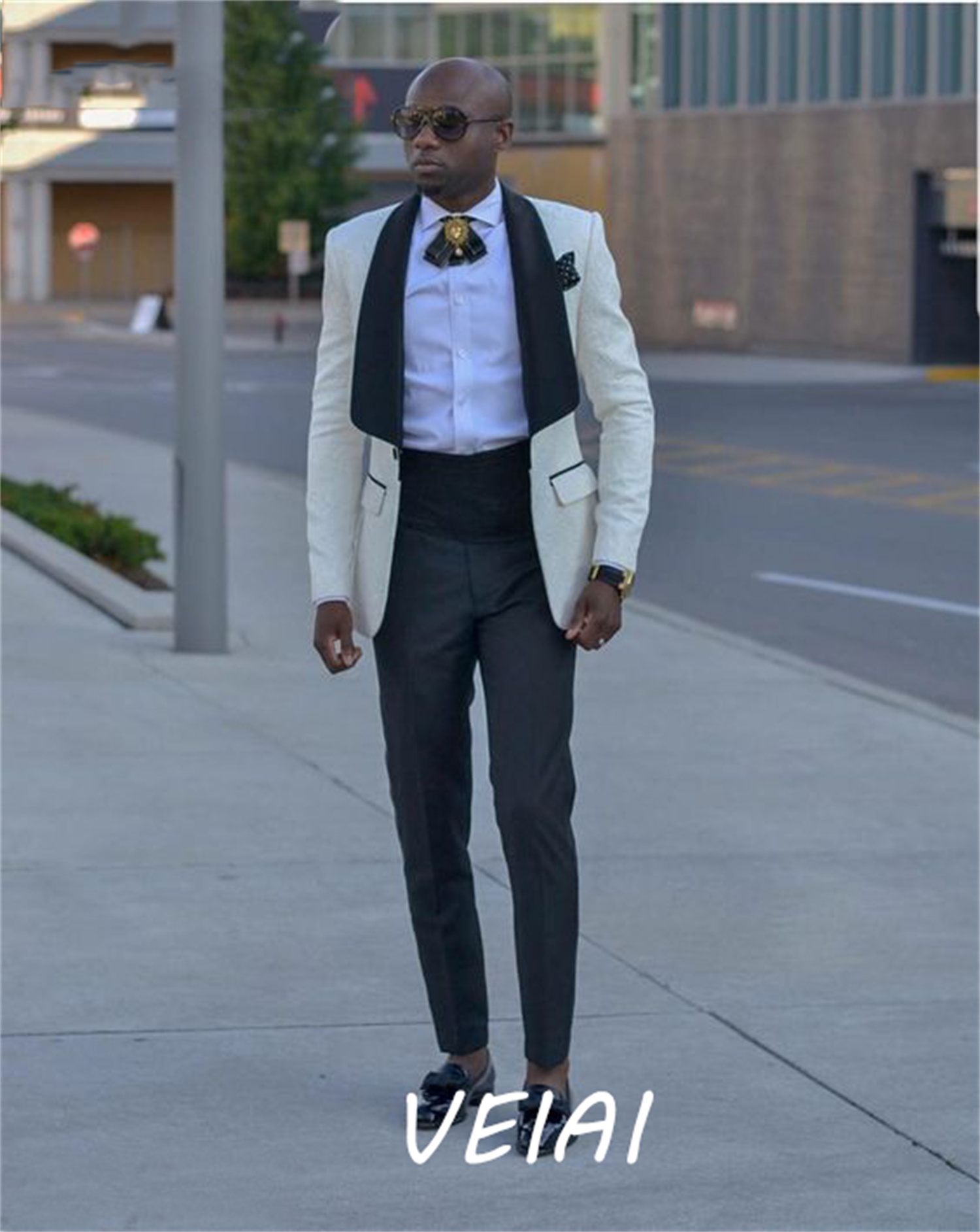 CustomizedIvory Suits for Men  - Men'S Grooming Daily recensie en prijs