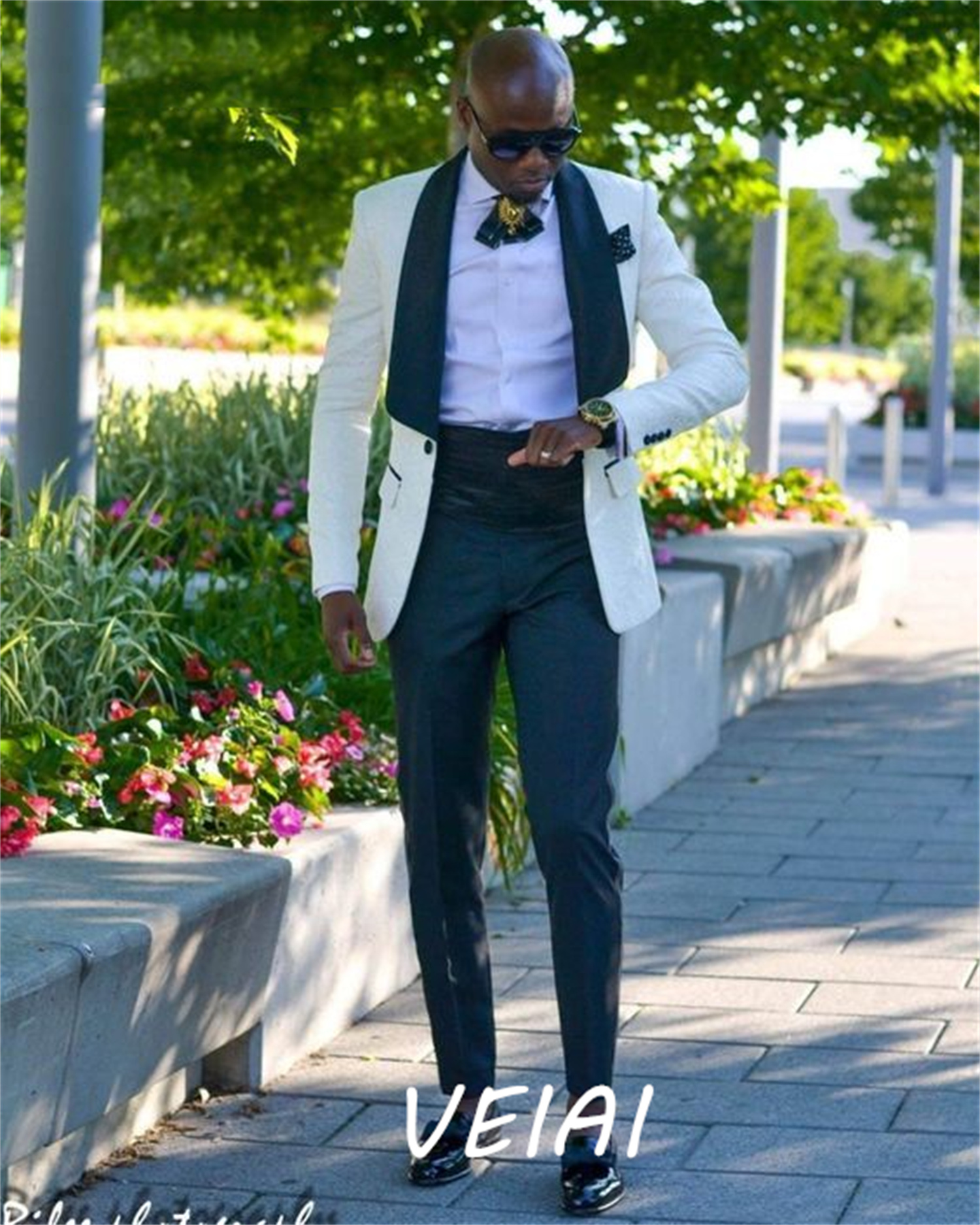 CustomizedIvory Suits for Men  - Men'S Grooming Daily recensie en prijs